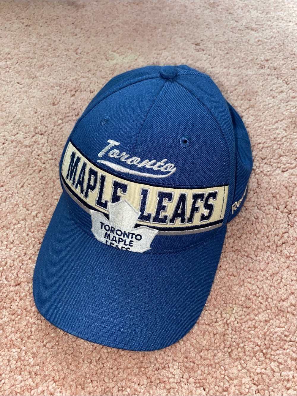 Toronto Maple Leafs NHL Reebok Hat